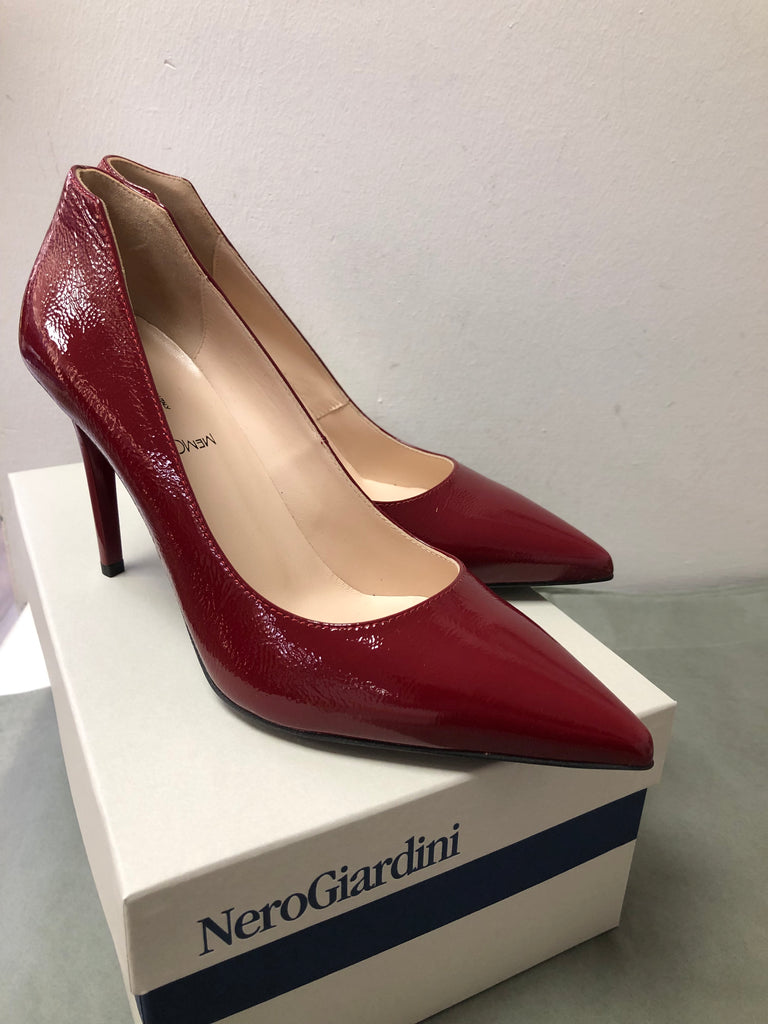NeroGiardini Burgundy Heels 25138