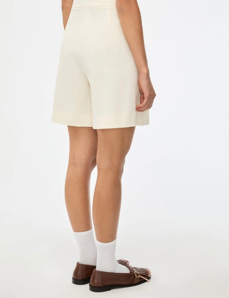 Ibldolmen shorts cream