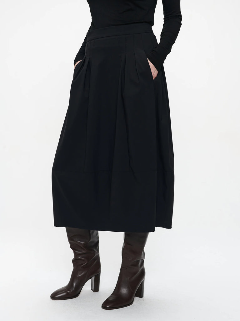 Jane Lushka Heide black skirt