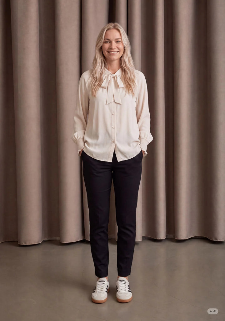 Isay Konnie Deco Shirt