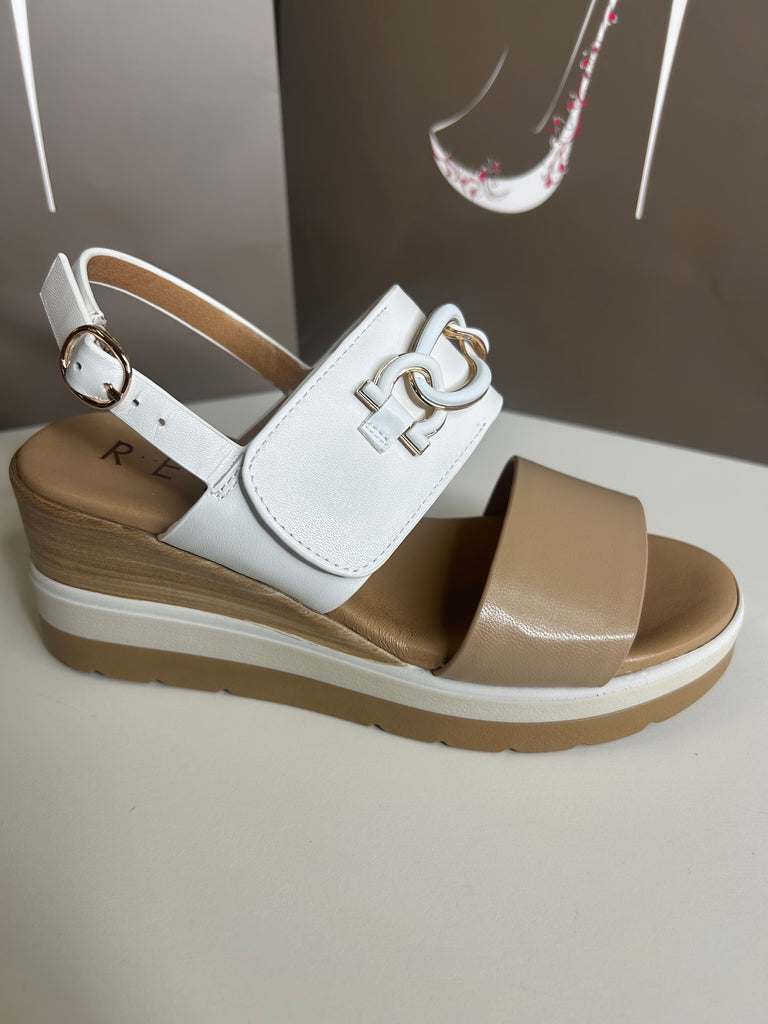 Repo 261080 Beige Bianca Sandal