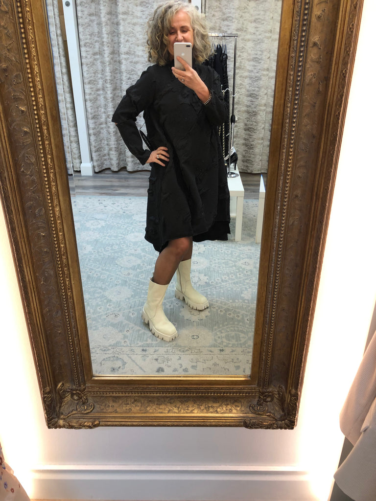 Lofina cream boot 24217