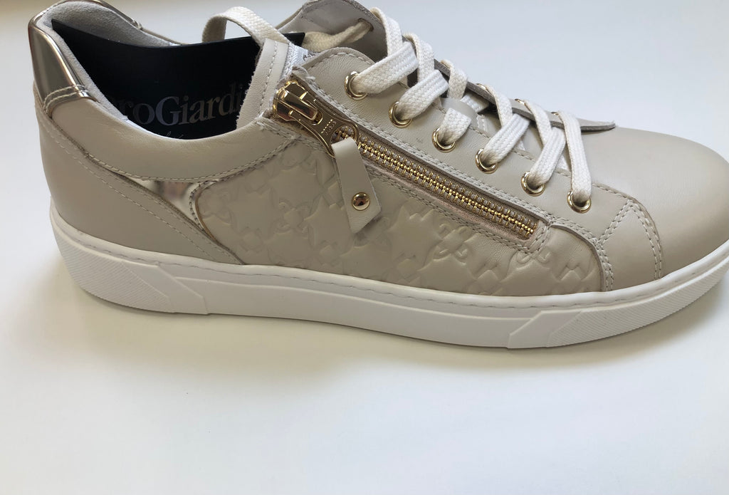 NeroGiardini 25049 Beige trainer