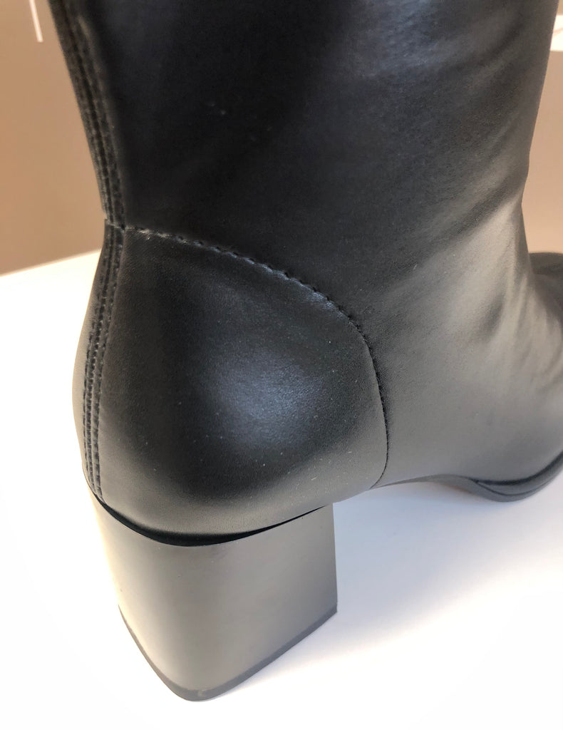 Lodi 25119 blk ankle boot