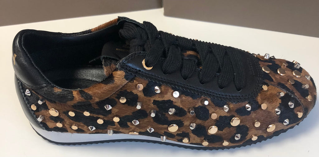 Lodi 25122 leopard trainer