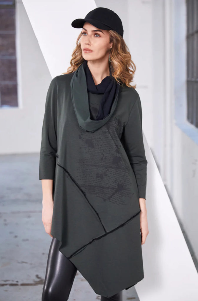 NAW25147 Forest/Black top with dipped hemline