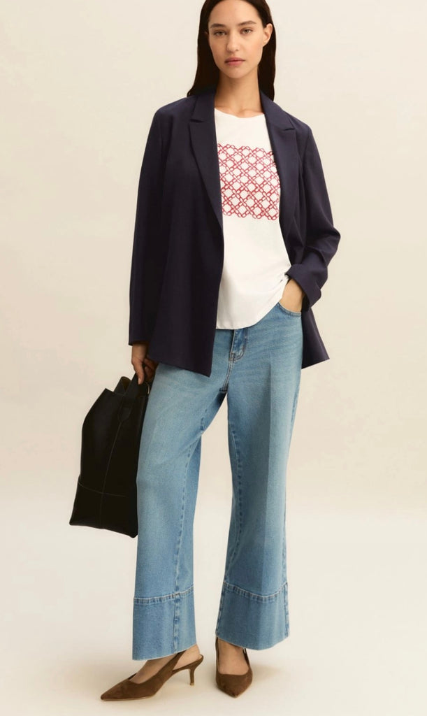 Emmraconto red tee 04