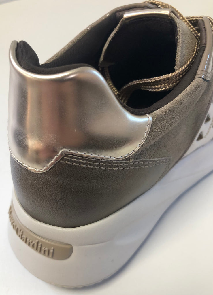 NeroGiardini trainer 25091