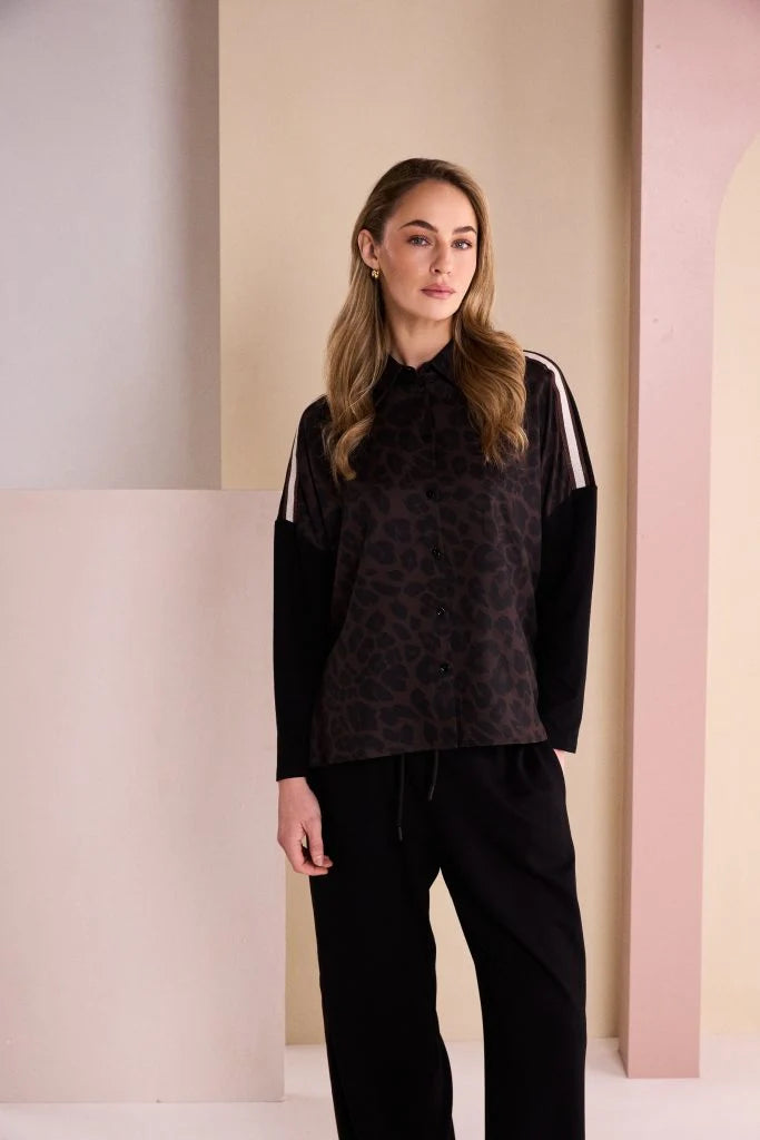 NAW26312 Animal Print Top