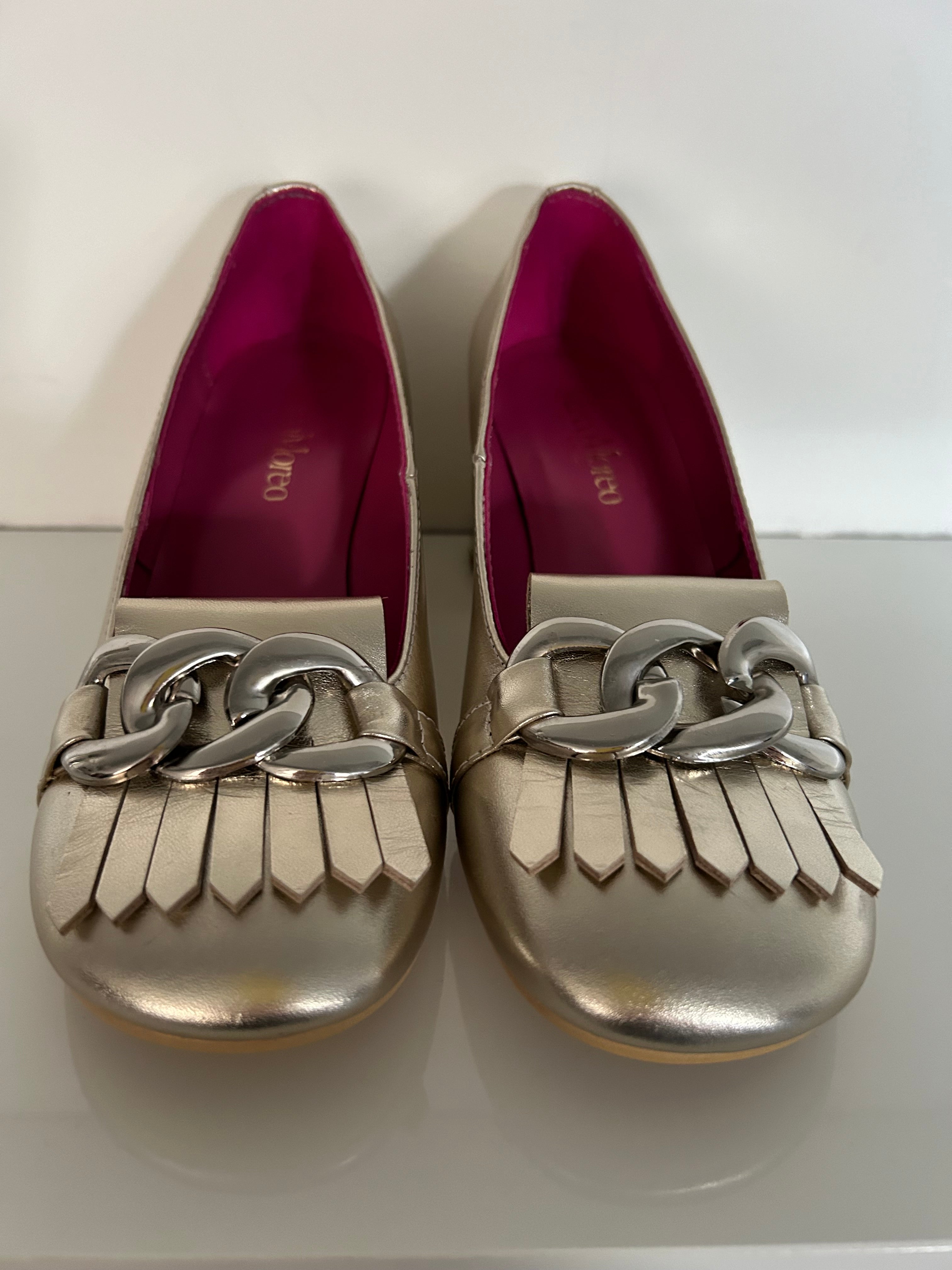 Marco Moreo Gold shoe 24034