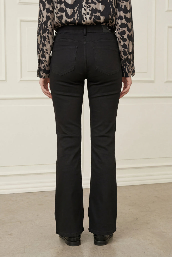 Isay Flare Coated Pant Black