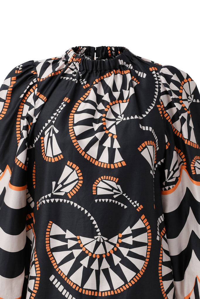 Emily Lovelock T1542 Lilly Black Top