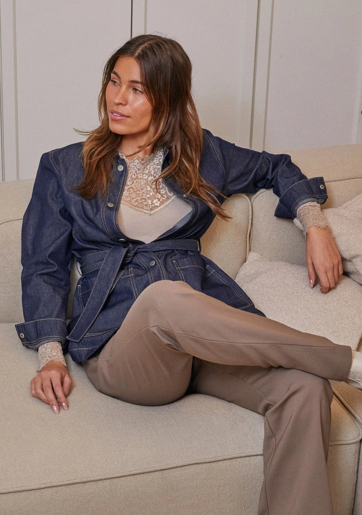 Isay Diva Belt Blazer