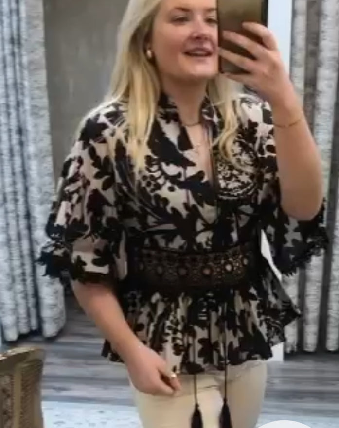 Kaos QPJPT004lp Blouse