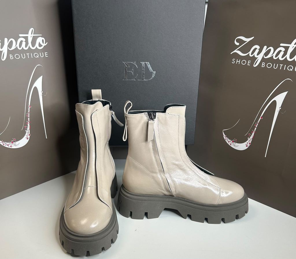 Ernesto Dolani Rio Off white boot