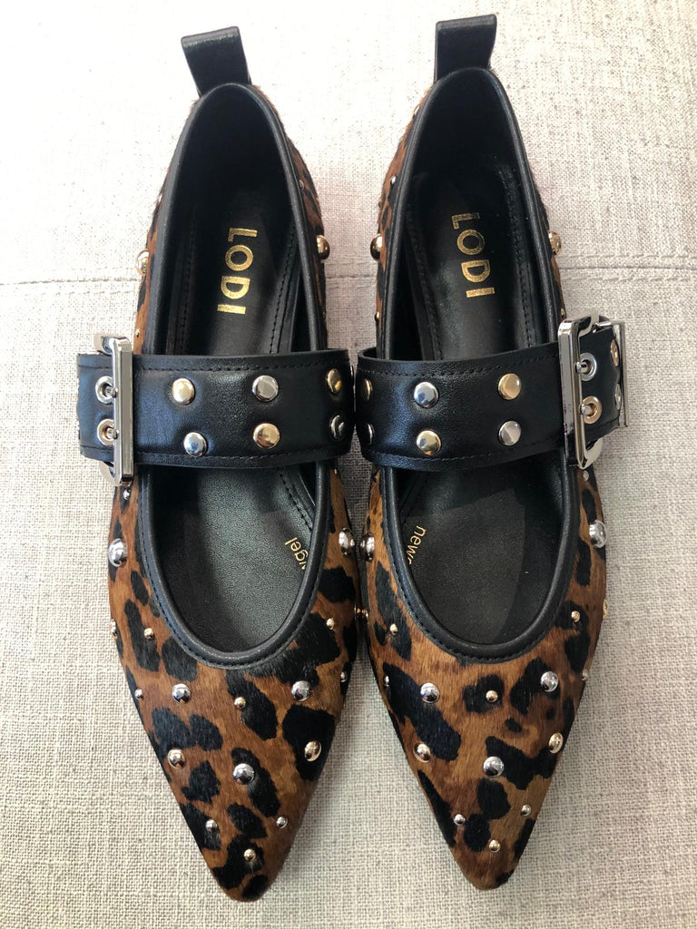 Lodi Leopard print & stud pump