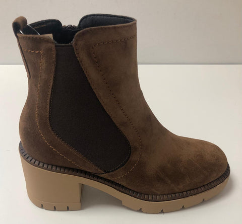 Viguera Tobacco Suede boot 24211