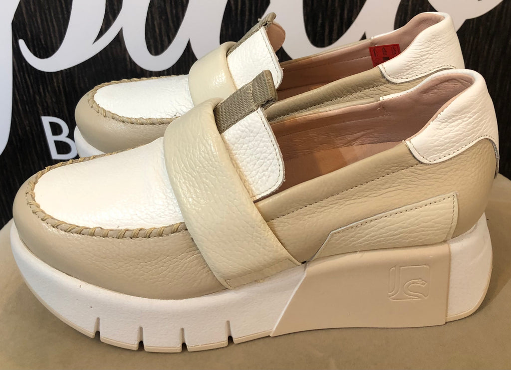 Jose Saenz Beige/Cream/White Loafer 24021