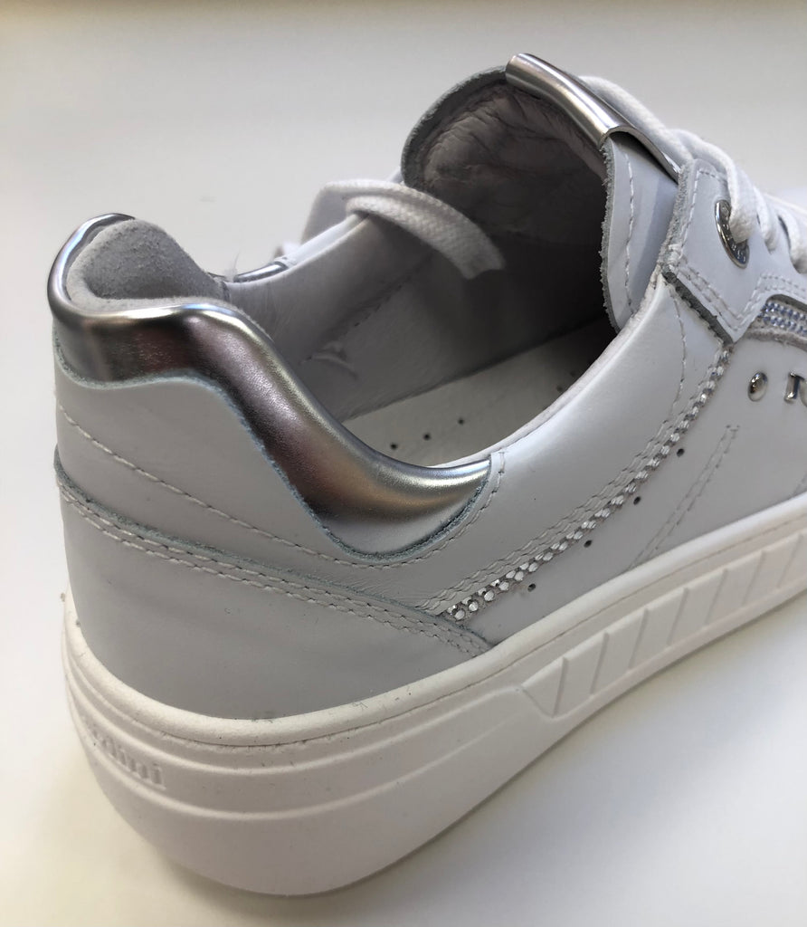 NeroGiardini 25047 white trainer
