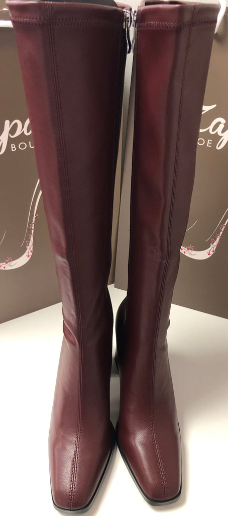 Pedro Anton 25129  Knee high boot