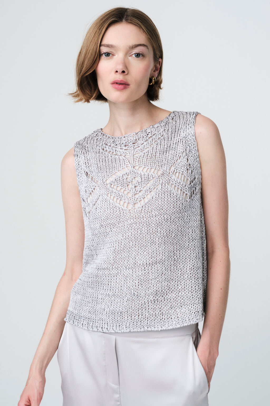 Jane Lushka light grey top
