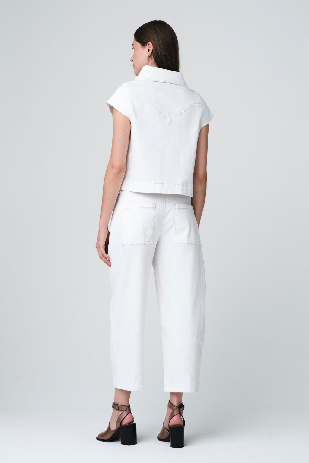 Jane Lushka White barrel jean