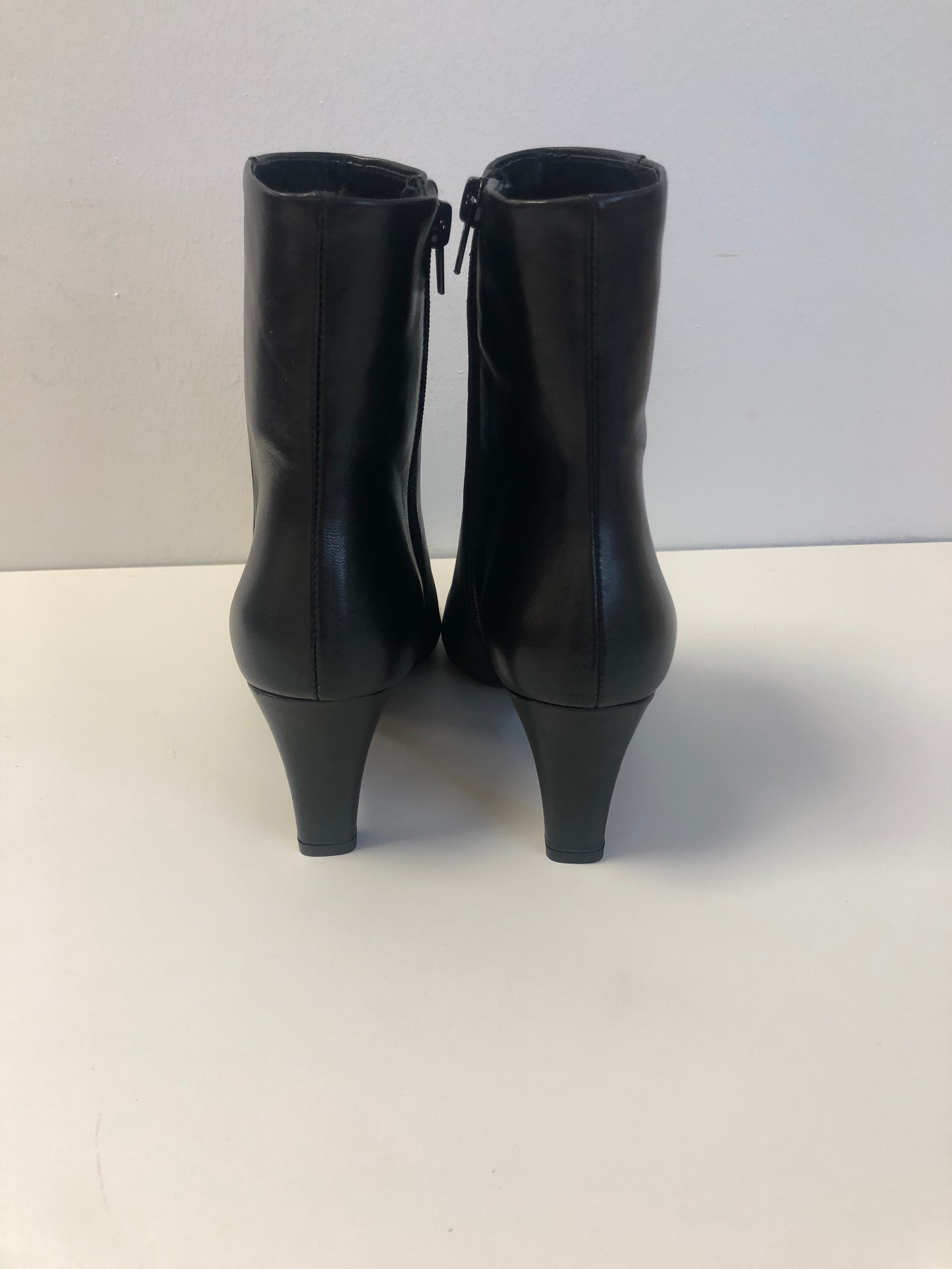 Marian Black Boot 24161