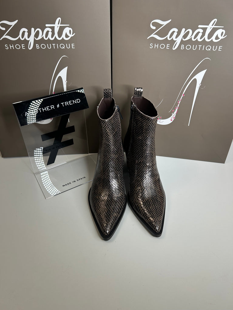 Another Trend Ankle Boot 261175 ‘Piton Metal’ Brown