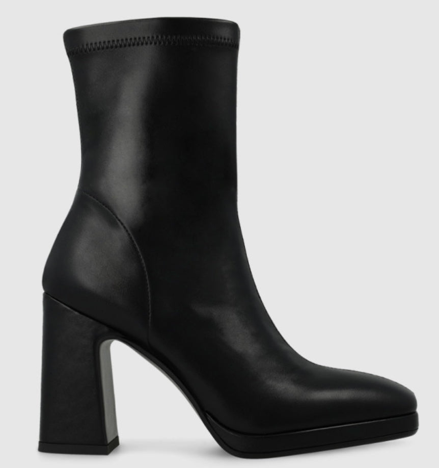 Lodi 24206 Black Ankle Boot