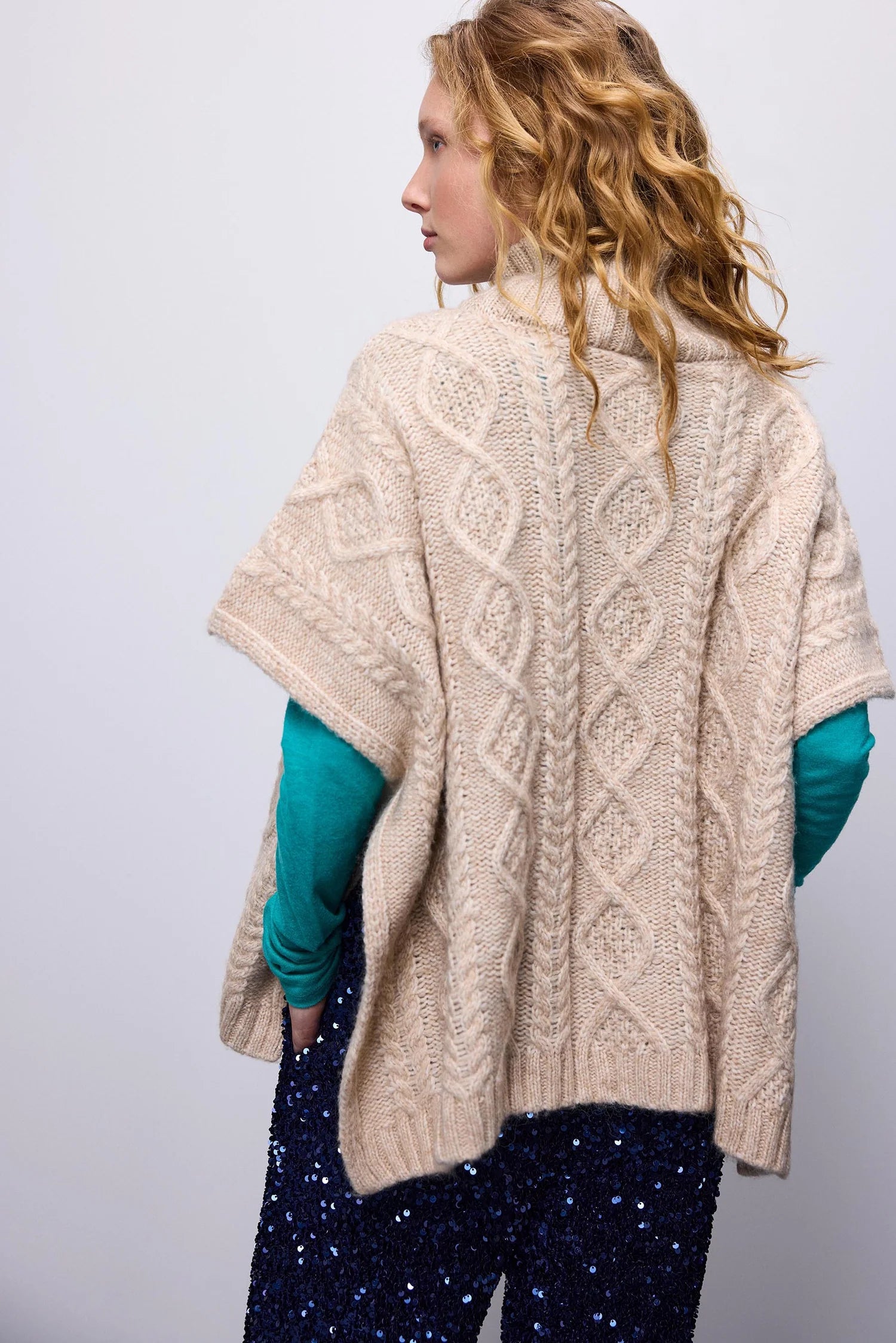 Summum poncho