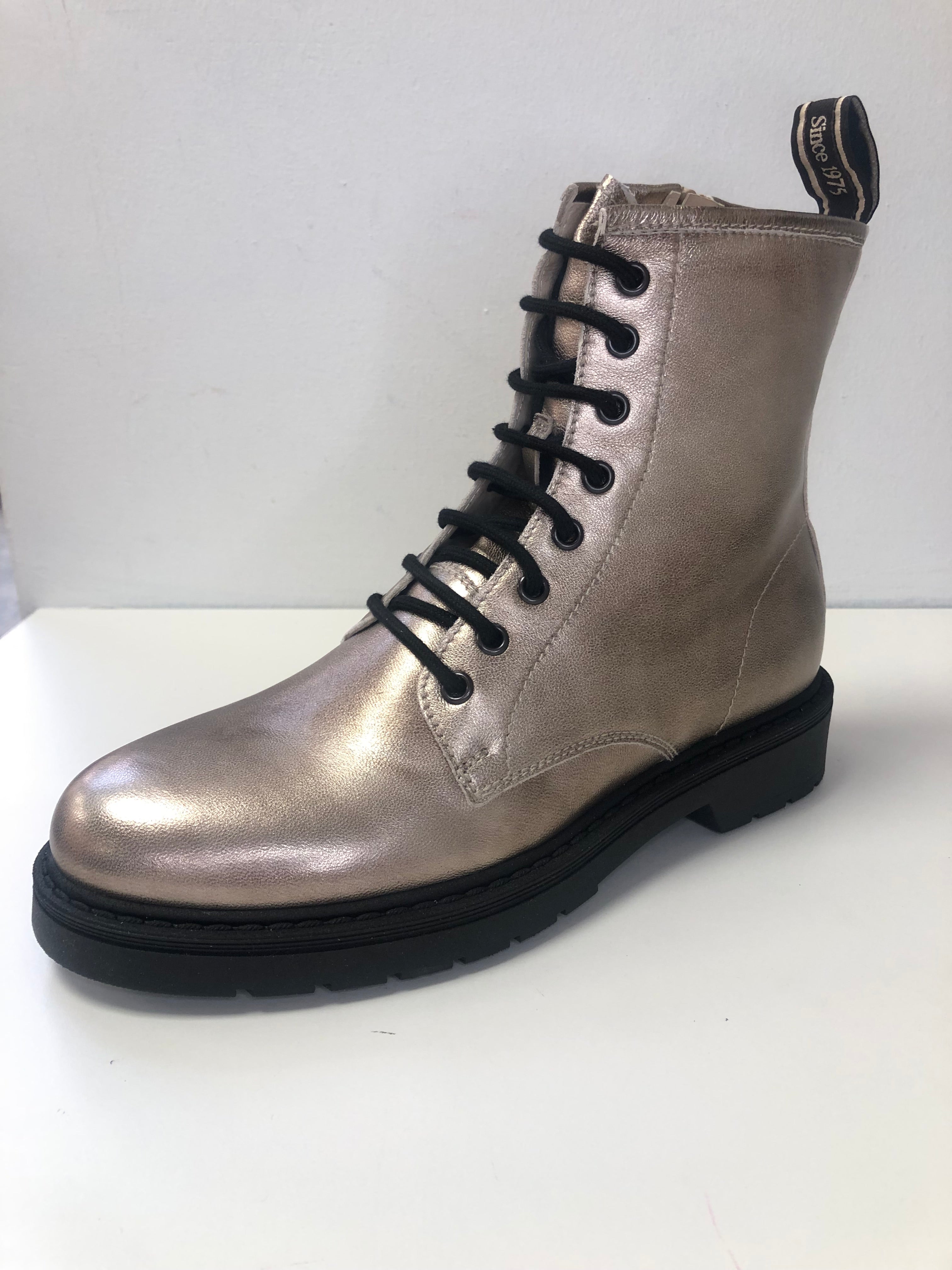 NeroGiardini 24192 Boots