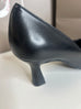 Lodi  261104 black court shoe
