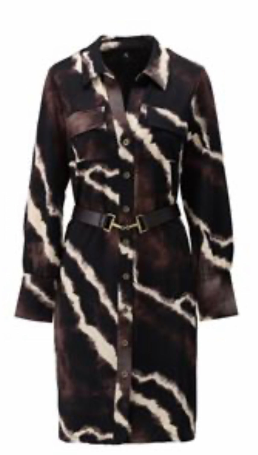 K Design Dress with Design, Buttons and Belt X385