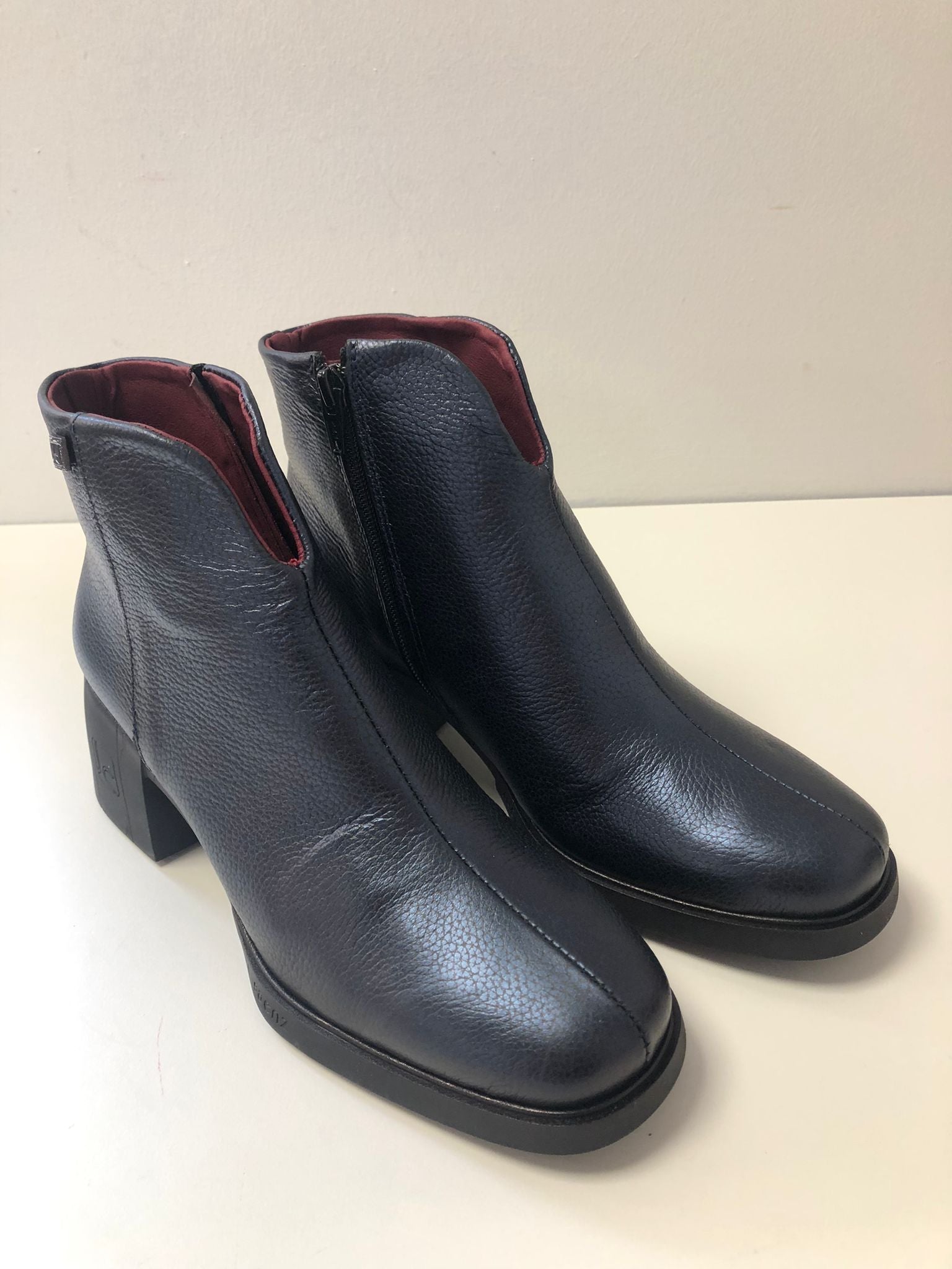 Jose Metallic Navy boot 24149