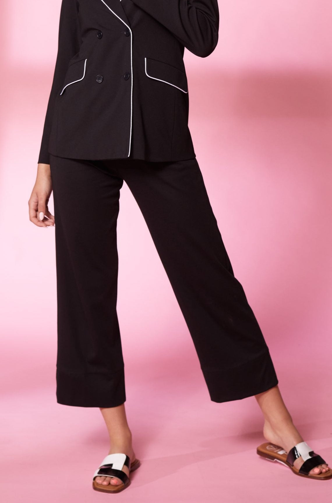 Kate Cooper Black crop trouser 124