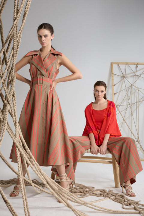 TC  Dress U218